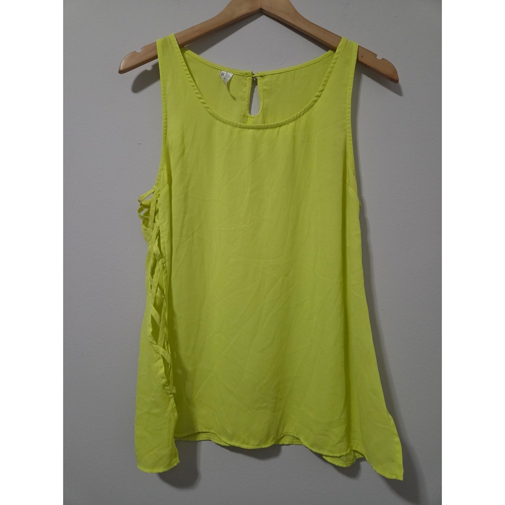 Studio Y Neon Lime Yellow Sleeveless Blouse Lattice Side Cut Out Tank‎ Top Large